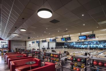 Preview: MEDO 90, Deckenleuchte, LED, 3000 K, rund, schwarz, Ø 90 cm, zur Pendelleuchte umrüstbar, 120 W