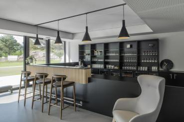 PENDELLEUCHTENADAPTER, für Hochvolt 1Phasen-Aufbauschiene, schwarz, inkl. Zugentlastung und Gewindestück