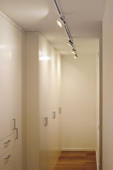 Preview: KALU TRACK, Spot für Hochvolt-Stromschiene 1Phasen, LED, 3000 K, weiß, inkl. 1Phasen-Adapter