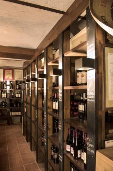 Preview: LOGS IN, Wandleuchte, LED, 3000 K, eckig, schwarz/messing, inkl. LED-Treiber