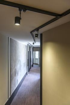 BIMA, Spot für Hochvolt-Stromschiene 3Phasen, einflammig, QPAR51, rund, schwarz matt, max. 50 W, inkl. 3Phasen-Adapter