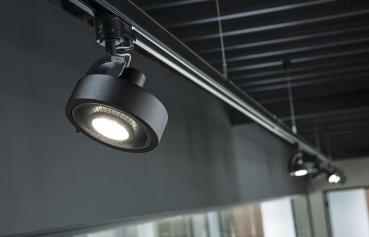 KALU TRACK, Spot für Hochvolt-Stromschiene 3Phasen, QPAR111, schwarz, max. 75 W, inkl. 3Phasen-Adapter