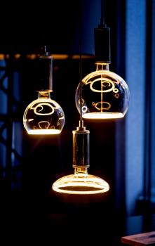 Preview: Leuchtmittel - LED Design-Bulb Moon 150, DIM, E27, 6,0W, 1900K, smoky