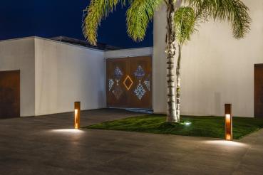 Preview: RUSTY® SLOT 80, Outdoor Standleuchte, LED, 3000 K, stahl gerostet, L/B/H 12/12/80 cm