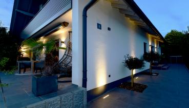 Preview: Bodeneinbauleuchte - Line Asymmetrisch, 12 W, 3000 K, Silber