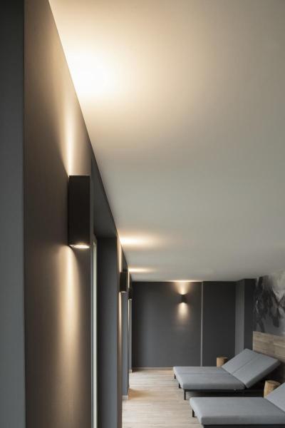 THEO UP/DOWN, Wandleuchte, QPAR51, anthrazit, max. 2x50 W