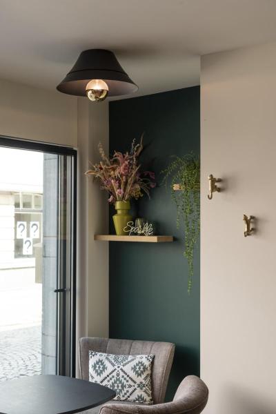 BATO 45, Indoor Deckenaufbauleuchte, schwarz, E27, max. 60 W