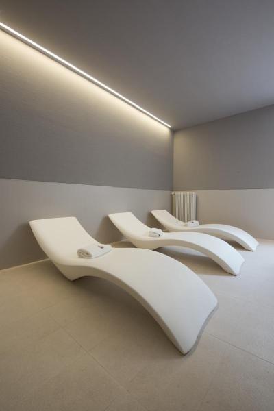 ABDECKUNG, für GRAZIA 20, Kunststoff, flache Ausführung, 3 m, milchig