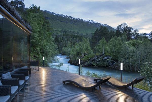 APONI 90, Outdoor Standleuchte, LED, 3000 K, anthrazit, IP65