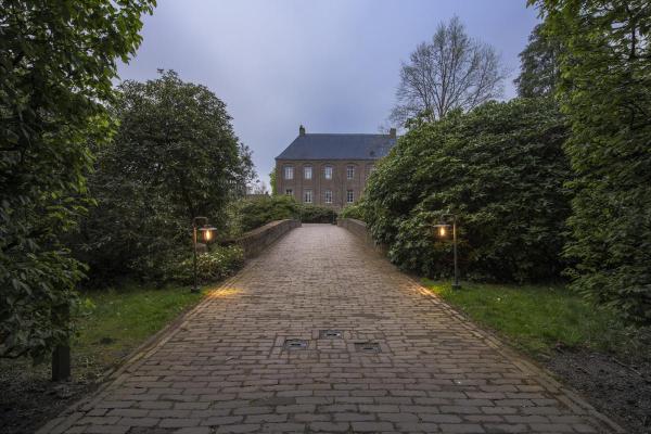 MOLAT POLE, Outdoor Stehleuchte, IP44, E27, anthrazit, max. 60 W