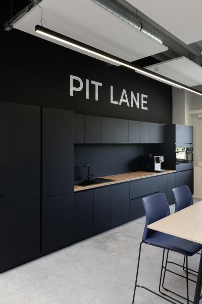 Q-LINE®, LED Indoor Pendelleuchte, 2 m, BAP, schwarz, 3000 K