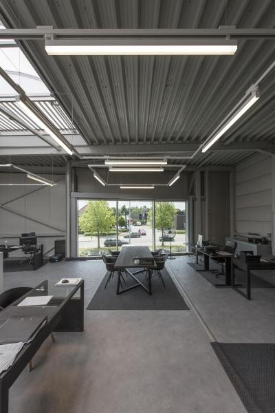 SIGHT TRACK, für Hochvolt-Stromschienen 3Phasen, LED, 3000 K, silbergrau, inkl. 3 Phasen-Adapter