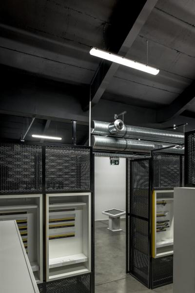 IMPERVA 150, LED Outdoor Wand- und Deckenaufbauleuchte, IP66, grey, 4000 K