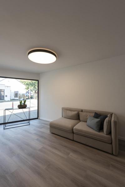 MEDO 90 AMBIENT, LED Indoor Deckenaufbauleuchte TRIAC schwarz 3000/4000 K