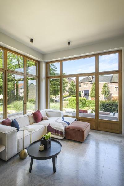 TRILEDO, Indoor Deckenaufbauleuchte, QPAR51, schwarz, max 10 W, rund