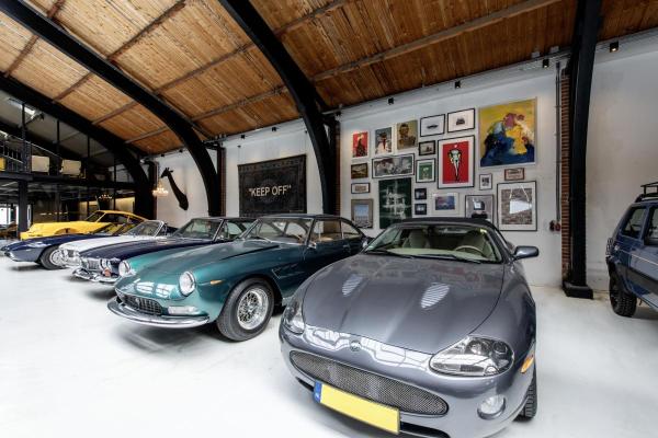 TRILEDO, Indoor Deckenaufbauleuchte, QPAR51, schwarz, max 10 W, eckig