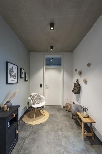 TRILEDO, Indoor Deckenaufbauleuchte, QPAR51, schwarz, max 10 W, eckig