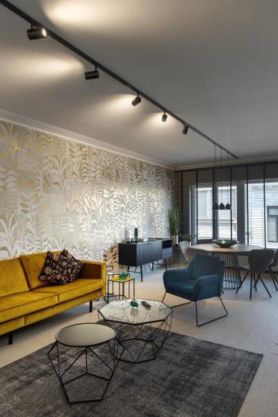 ENOLA B TRACK, QPAR51, schwarz, 50 W, inkl. 1P.-Adapter