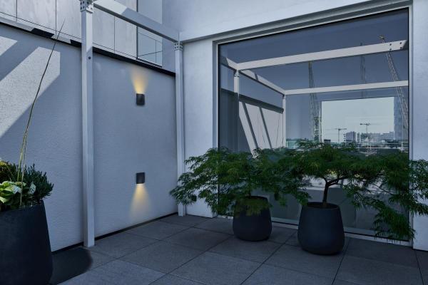 VILUA S, Outdoor Wandaufbauleuchte anthrazit 3000 K IP54 100° 405 lm