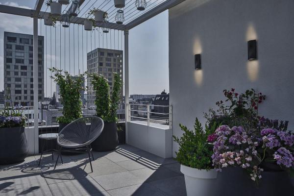 VILUA, Outdoor Wandaufbauleuchte anthrazit IP54 100°