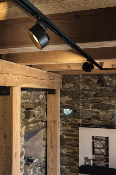 KALU TRACK, Indoor LED 1 Phasen System Leuchte, schwarz, 3000 K inklusive 1 Phasen-Adapter