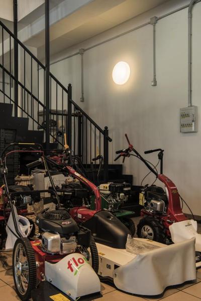 LIPSY®50, LED Indoor Wand- und Deckenaufbauleuchte, weiß, 3000/4000 K