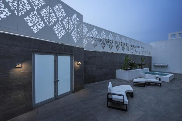 ABRIDOR SENSOR, Outdoor LED Wandaufbauleuchte IP55 anthrazit 3000/4000 K