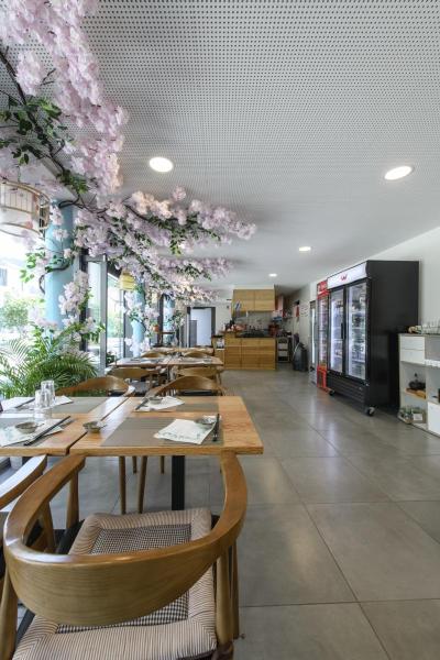 SENSER 24, Indoor LED Deckeneinbauleuchte rund weiß 3000 K