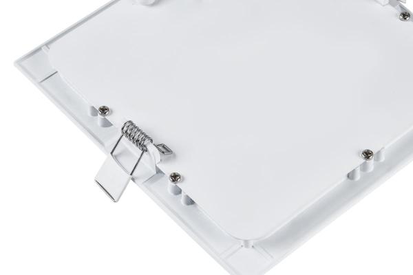 SENSER 18, Indoor LED Deckeneinbauleuchte eckig weiß 3000 K