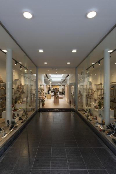 SENSER 24, Indoor LED Deckenaufbauleuchte rund weiß 3000 K