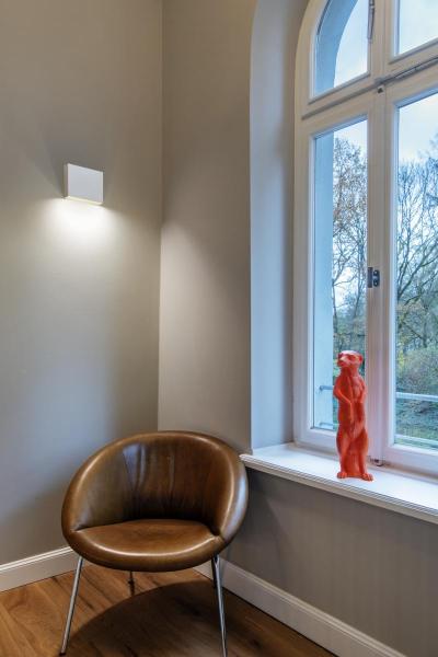 QUAD FRAME 19, Indoor LED Wandaufbauleuchte weiß CCT switch 2700/3000 K