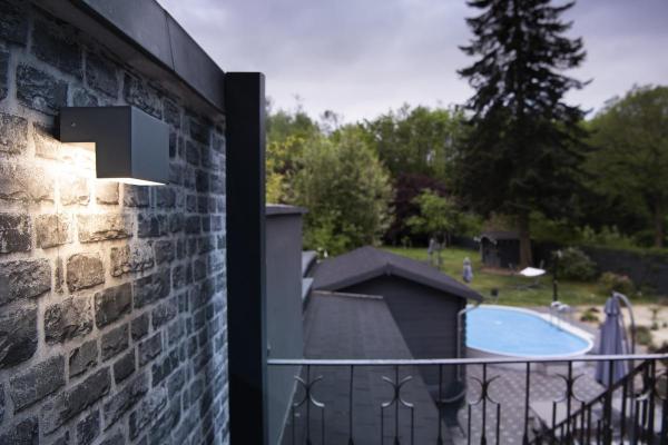 L-LINE OUT, Outdoor LED Wandaufbauleuchte anthrazit CCT switch 3000/4000 K