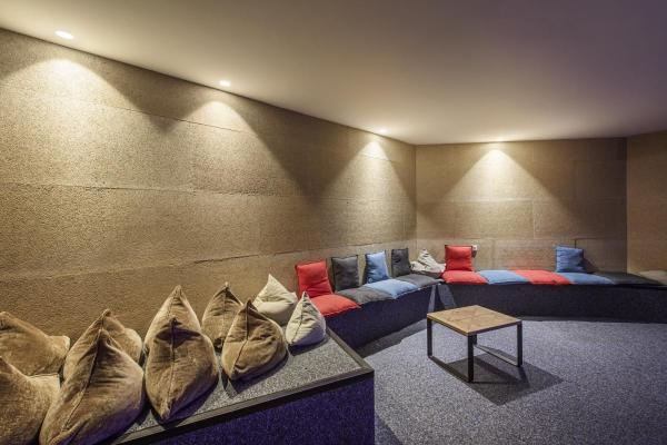 NUMINOS® DL M, Indoor LED Deckeneinbauleuchte weiß/weiß 3000 K 55°