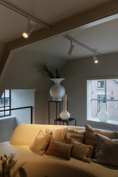 NUMINOS® S 3Ph., PHASE, 3~ Spot, zylindrisch, 2700 K, 8 Watt, Phasenabschnitt, 36°, matt weiß / matt schwarz