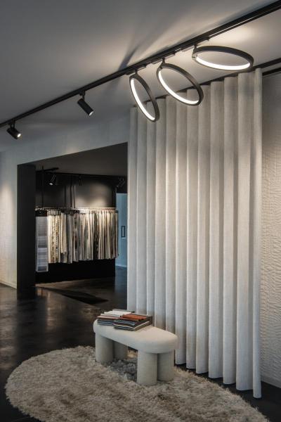 NUMINOS® S 3Ph., PHASE, 3~ Spot, zylindrisch, 3000 K, 8 Watt, Phasenabschnitt, 24°, matt schwarz