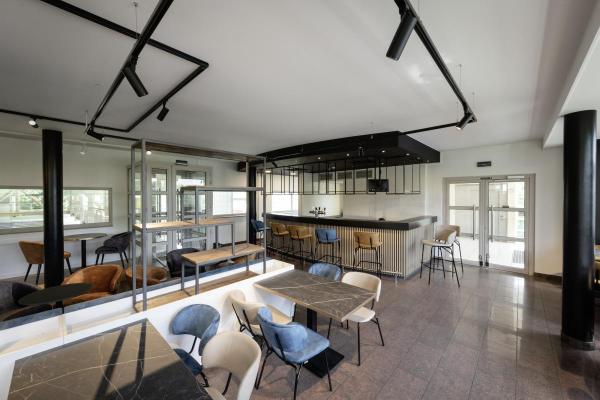 NUMINOS® S 3Ph., PHASE, 3~ Spot, zylindrisch, 3000 K, 8 Watt, Phasenabschnitt, 36°, matt schwarz