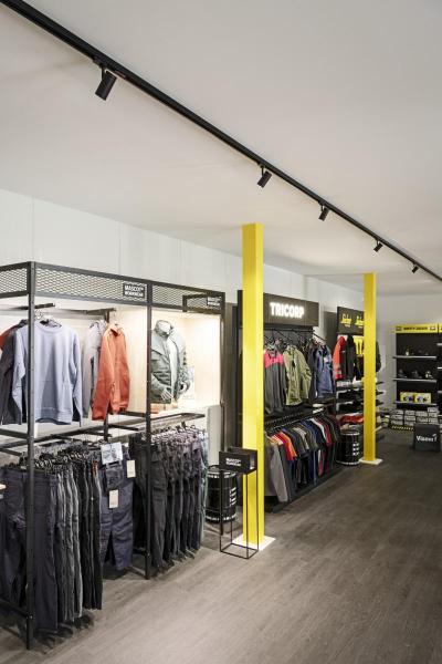 NUMINOS® S 3Ph., PHASE, 3~ Spot, zylindrisch, 4000 K, 8 Watt, Phasenabschnitt, 24°, matt schwarz