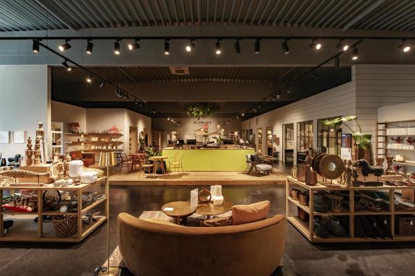 NUMINOS® M 3Ph., PHASE, 3~ Spot, zylindrisch, 3000 K, 14 Watt, Phasenabschnitt, 36°, matt schwarz