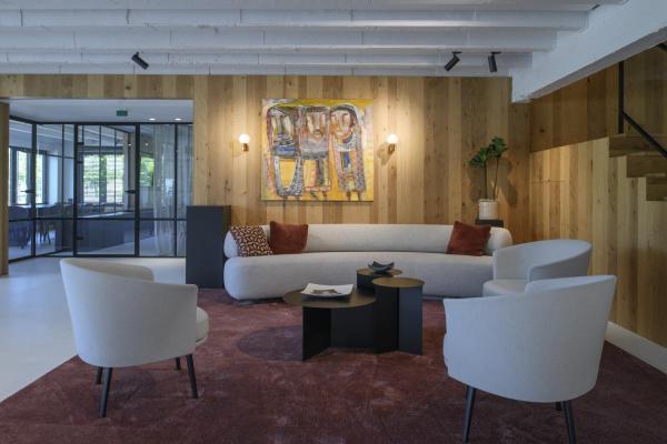 NUMINOS® M CL, PHASE, Deckenaufbauleuchte, 2700 K, 14 Watt, Phasenabschnitt, 36°, matt schwarz