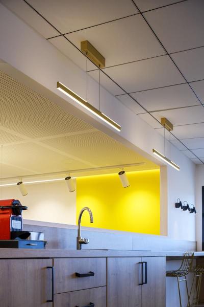 NUMINOS® L 3Ph., PHASE, 3~ Spot, zylindrisch, 3000 K, 20 Watt, Phasenabschnitt, 24°, matt weiß / matt schwarz