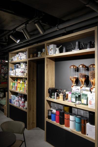 NUMINOS® L 3Ph., PHASE, 3~ Spot, zylindrisch, 4000 K, 20 Watt, Phasenabschnitt, 36°, matt schwarz