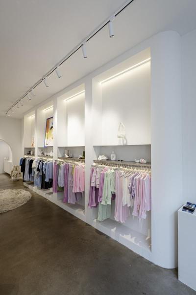 NUMINOS® L 3Ph., PHASE, 3~ Spot, zylindrisch, 4000 K, 20 Watt, Phasenabschnitt, 36°, matt weiß / matt schwarz