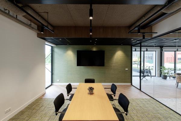 NUMINOS® M 3Ph., DALI, 3~ Spot, zylindrisch, 2700 K, 13 Watt, DALI, 60°, matt schwarz