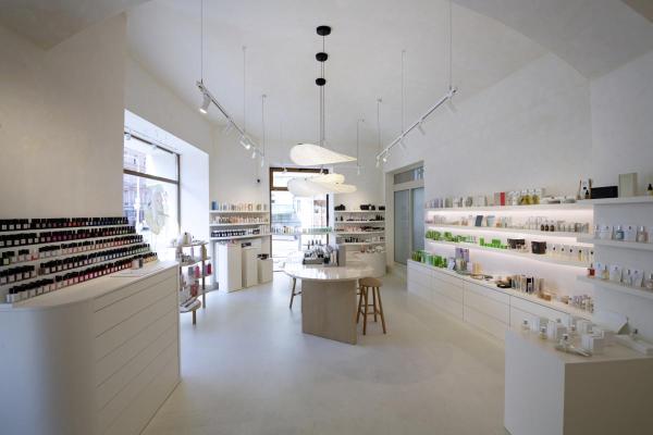 NUMINOS® M 3Ph., DALI, 3~ Spot, zylindrisch, 3000 K, 13 Watt, DALI, 24°, matt weiß / matt schwarz