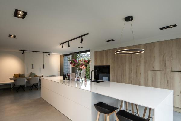 NUMINOS® M PD, DALI, Pendelleuchte, Pendellänge 250 cm, 3000 K, 13 Watt, 36°, DALI, matt schwarz