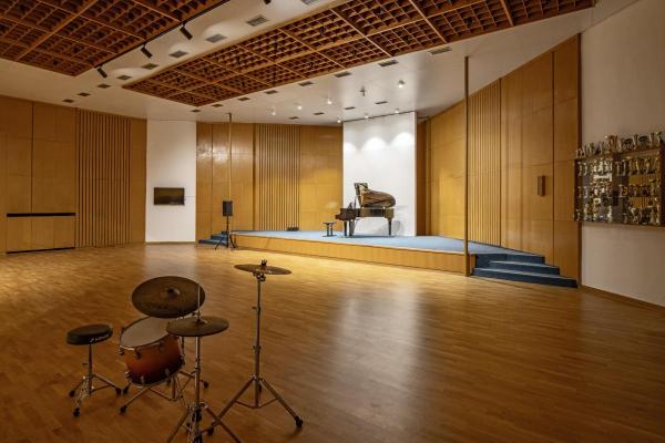 NUMINOS® L 3Ph., DALI, 3~ Spot, zylindrisch, 3000 K, 19 Watt, DALI, 36°, matt schwarz