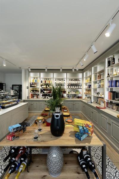 NUMINOS® L 3Ph., DALI, 3~ Spot, zylindrisch, 3000 K, 19 Watt, DALI, 60°, matt weiß / matt schwarz