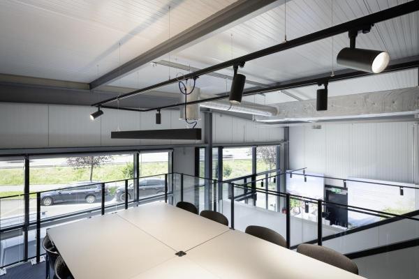 NUMINOS® L 3Ph., DALI, 3~ Spot, zylindrisch, 4000 K, 19 Watt, DALI, 60°, matt schwarz