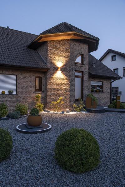 RUSTY© UP/DOWN, Outdoor LED Wandaufbauleuchte rund rost CCT switch 3000/4000 K