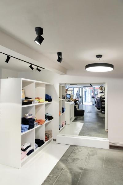 OCULUS, Indoor LED Wand- und Deckenaufbauleuchte schwarz DIM-TO-WARM 2000-3000 K